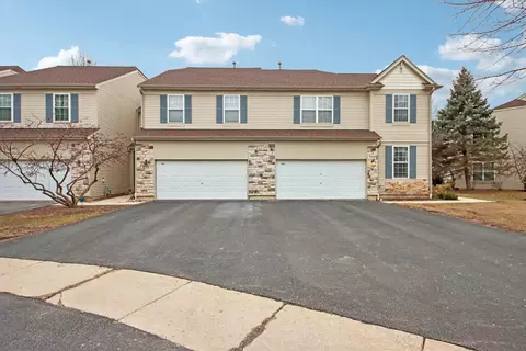 831 Amelia Ct, Grayslake, IL 60030