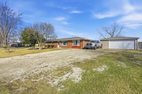 2225 Loganberry St, Joliet, IL 60433