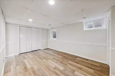 Other - 570 Riva Ct, Wheaton, IL 60187 photo 5 of 7