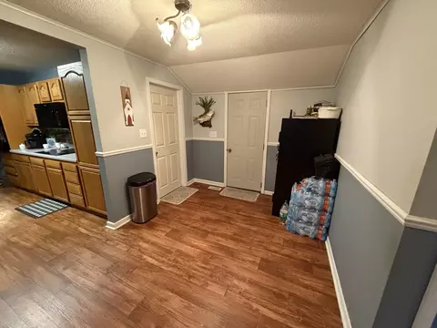 Entry Way - 5179 Wright Rd, Alma, IL 62807 photo 1 of 3