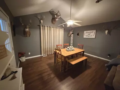 Dining - 5179 Wright Rd, Alma, IL 62807 photo 1 of 2