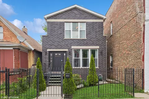 903 N Homan Ave, Chicago, IL 60651
