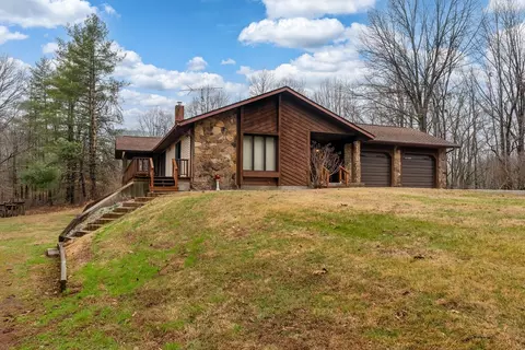 Exterior - 3085 Kaolin Rd, Cobden, IL 62920 photo 2 of 19