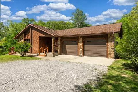 Exterior - 3085 Kaolin Rd, Cobden, IL 62920 photo 15 of 19