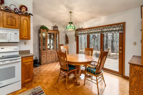 Dining - 3085 Kaolin Rd, Cobden, IL 62920 photo 2 of 2