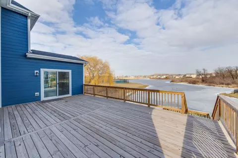 Exterior - 3656 Old Bridge Ln, Elgin, IL 60124 photo 5 of 7