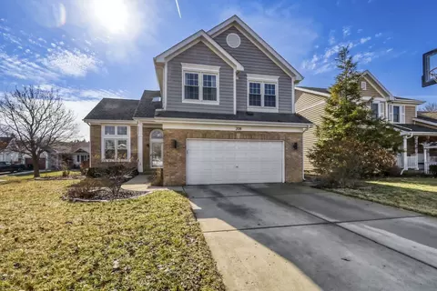 208 Frisco Ct, Bloomingdale, IL 60108