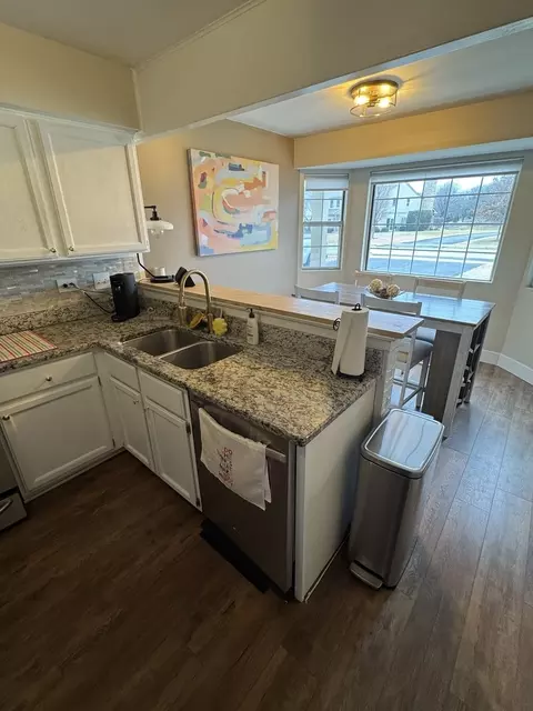 Kitchen - 3033 Anton Cir, Aurora, IL 60504 photo 6 of 7