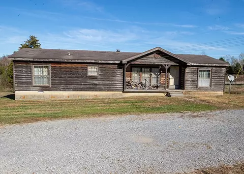 190 Schwartz Hill Ln, Vienna, IL 62995