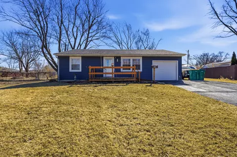 2016 Midhurst Ct, Joliet, IL 60435