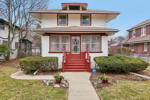 806 N Euclid Ave, Oak Park, IL 60302