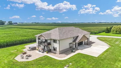 2297 County Road 1200 Rd, Sidney, IL 61877