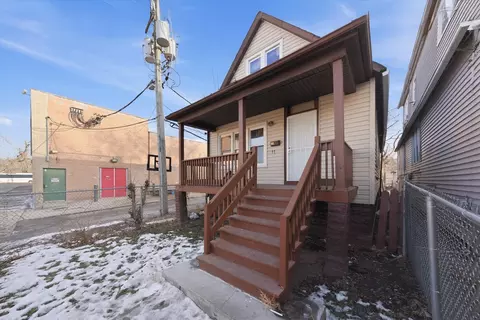 Exterior - 65 E 102nd Pl, Chicago, IL 60628 photo 2 of 4