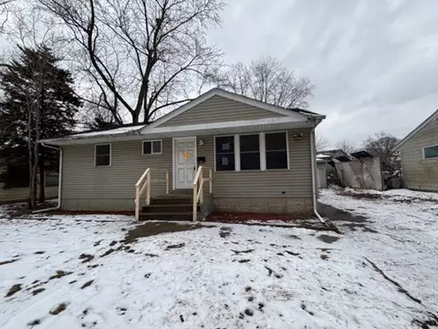 329 Dorsetshire Dr, Steger, IL 60475 photo 2