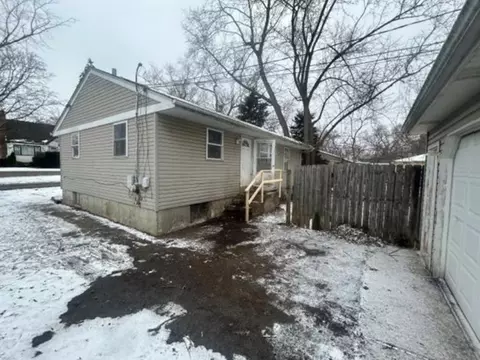 329 Dorsetshire Dr, Steger, IL 60475 photo 3