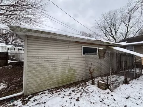 329 Dorsetshire Dr, Steger, IL 60475 photo 4