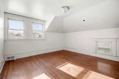 Bedroom - 1295 E Merchant St, Kankakee, IL 60901 photo 2 of 3
