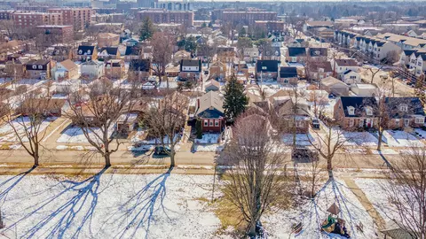 View/Area - 1333 Willow Ave, Des Plaines, IL 60016 photo 3 of 4