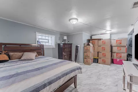 Bedroom - 1333 Willow Ave, Des Plaines, IL 60016 photo 5 of 5