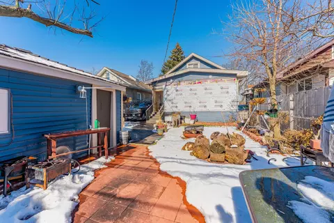 Exterior - 1333 Willow Ave, Des Plaines, IL 60016 photo 4 of 6