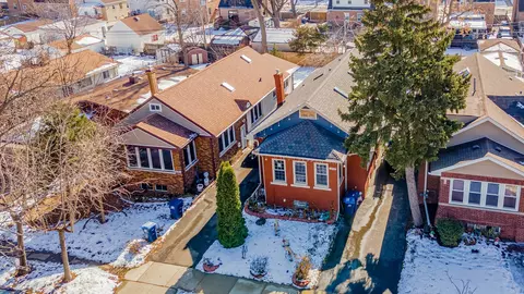 View/Area - 1333 Willow Ave, Des Plaines, IL 60016 photo 2 of 4