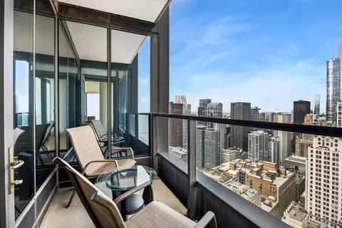 Exterior - 60 E Monroe St #5301, Chicago, IL 60603 photo 1 of 3