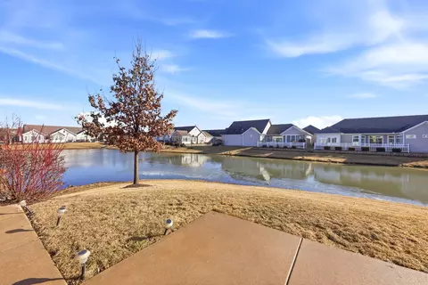 Exterior - 16626 S Fox Run Cir, Plainfield, IL 60586 photo 2 of 4