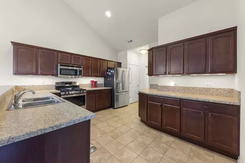 Kitchen - 16626 S Fox Run Cir, Plainfield, IL 60586 photo 1 of 3