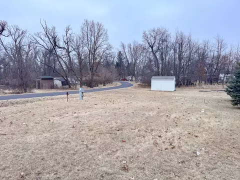 2315 Woodhaven, Sublette, IL 61367