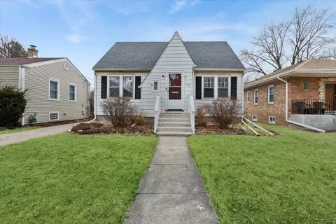 652 E Prairie Ave, Des Plaines, IL 60016