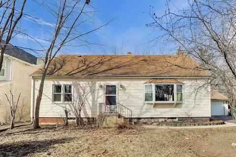 23576 N Melody Ln, Lake Zurich, IL 60047