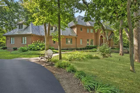 Undisclosed, Long Grove, IL 60047