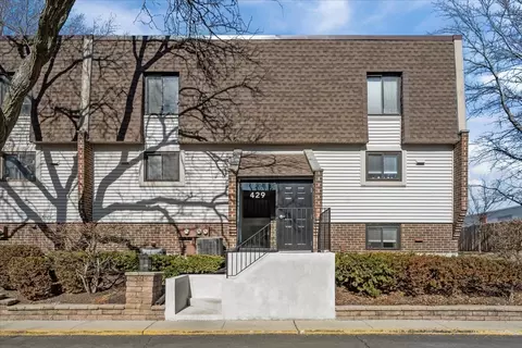 429 Elm St #5J, Deerfield, IL 60015