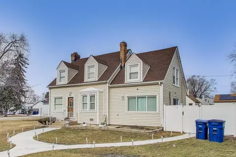 150 Country Club Dr, Northlake, IL 60164