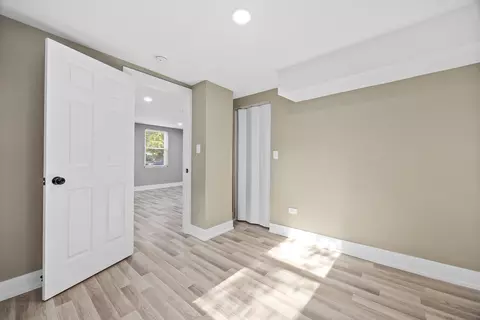 Bedroom - 209 N Hunter St, Thornton, IL 60476 photo 3 of 8
