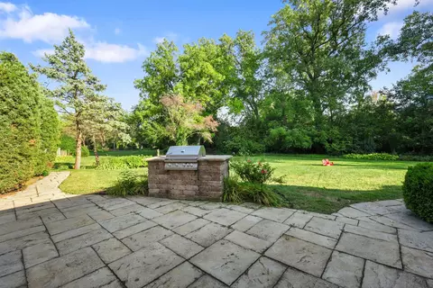 6447 Manor Dr, Burr Ridge, IL 60527 photo 41