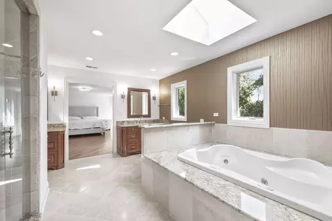 6447 Manor Dr, Burr Ridge, IL 60527 photo 31