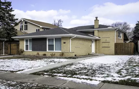 10841 Laramie Ave, Oak Lawn, IL 60453