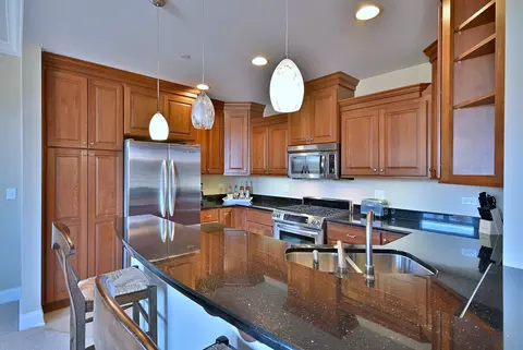 Kitchen - 127 N Walnut St #3D, Itasca, IL 60143 photo 6 of 6