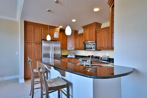 Kitchen - 127 N Walnut St #3D, Itasca, IL 60143 photo 5 of 6