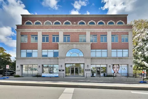 127 N Walnut St #3D, Itasca, IL 60143
