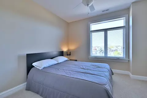 Bedroom - 127 N Walnut St #3D, Itasca, IL 60143 photo 5 of 6