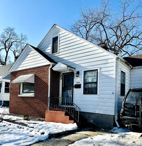 14506 Clinton St, Harvey, IL 60426