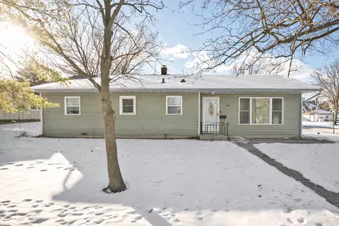 186 Illinois St, Crystal Lake, IL 60014