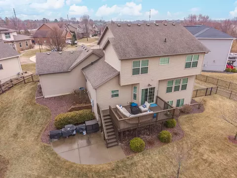 Exterior - 2110 Sinclair Ct, Bloomington, IL 61704 photo 13 of 18
