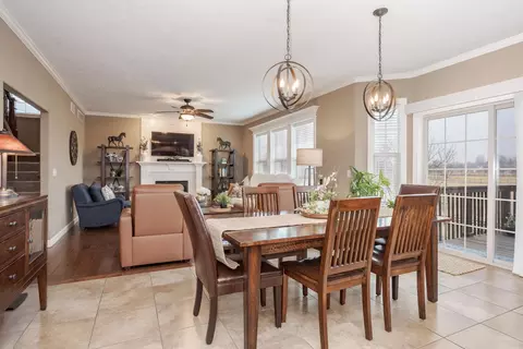 Dining - 2110 Sinclair Ct, Bloomington, IL 61704 photo 2 of 2