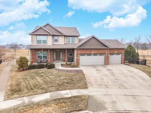 Exterior - 2110 Sinclair Ct, Bloomington, IL 61704 photo 17 of 18