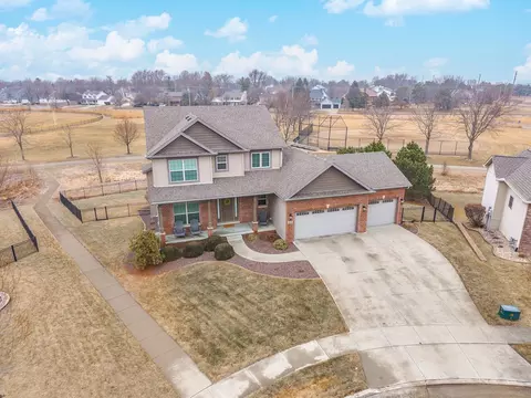 View/Area - 2110 Sinclair Ct, Bloomington, IL 61704 photo 1 of 10