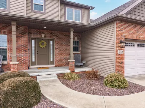 Exterior - 2110 Sinclair Ct, Bloomington, IL 61704 photo 5 of 18