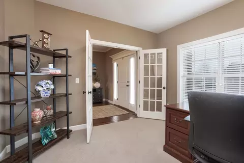 Entry Way - 2110 Sinclair Ct, Bloomington, IL 61704 photo 3 of 6